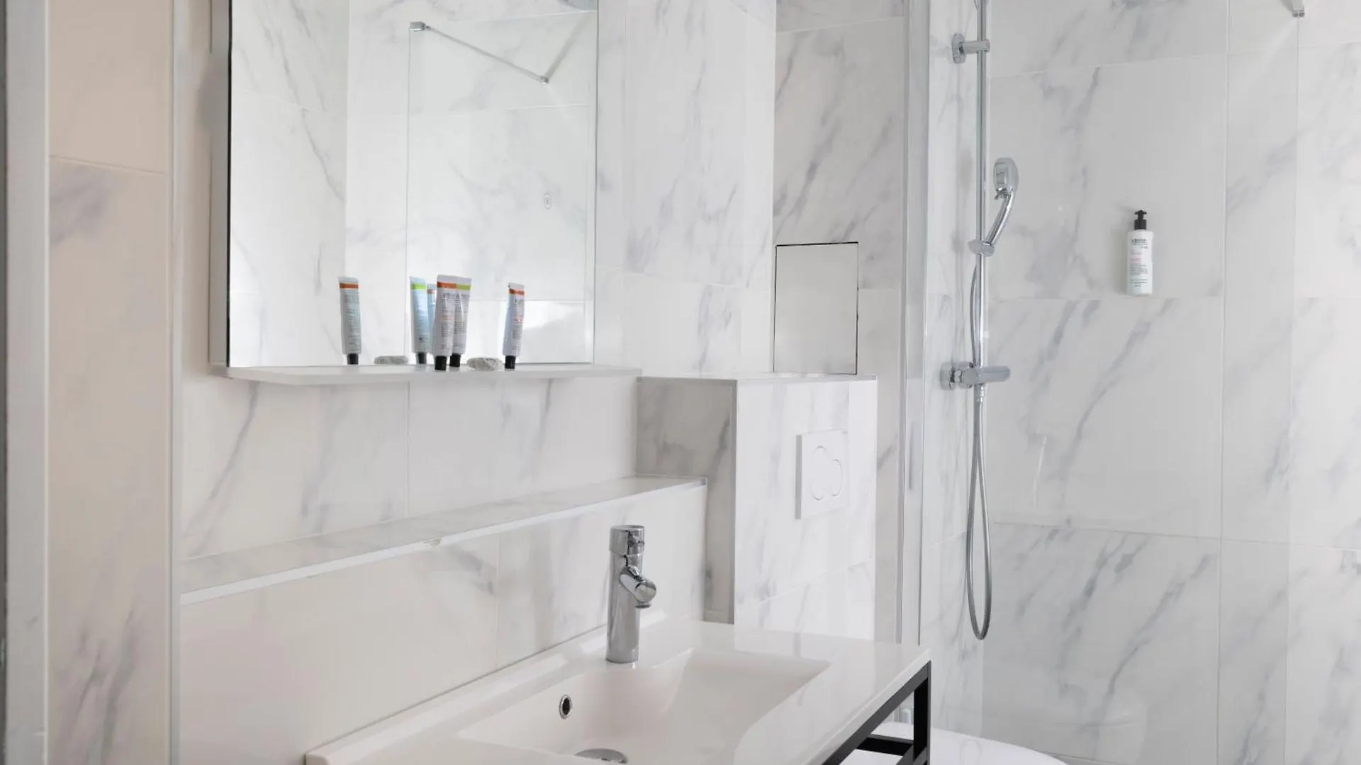 Hotel Wyld Saint Germain