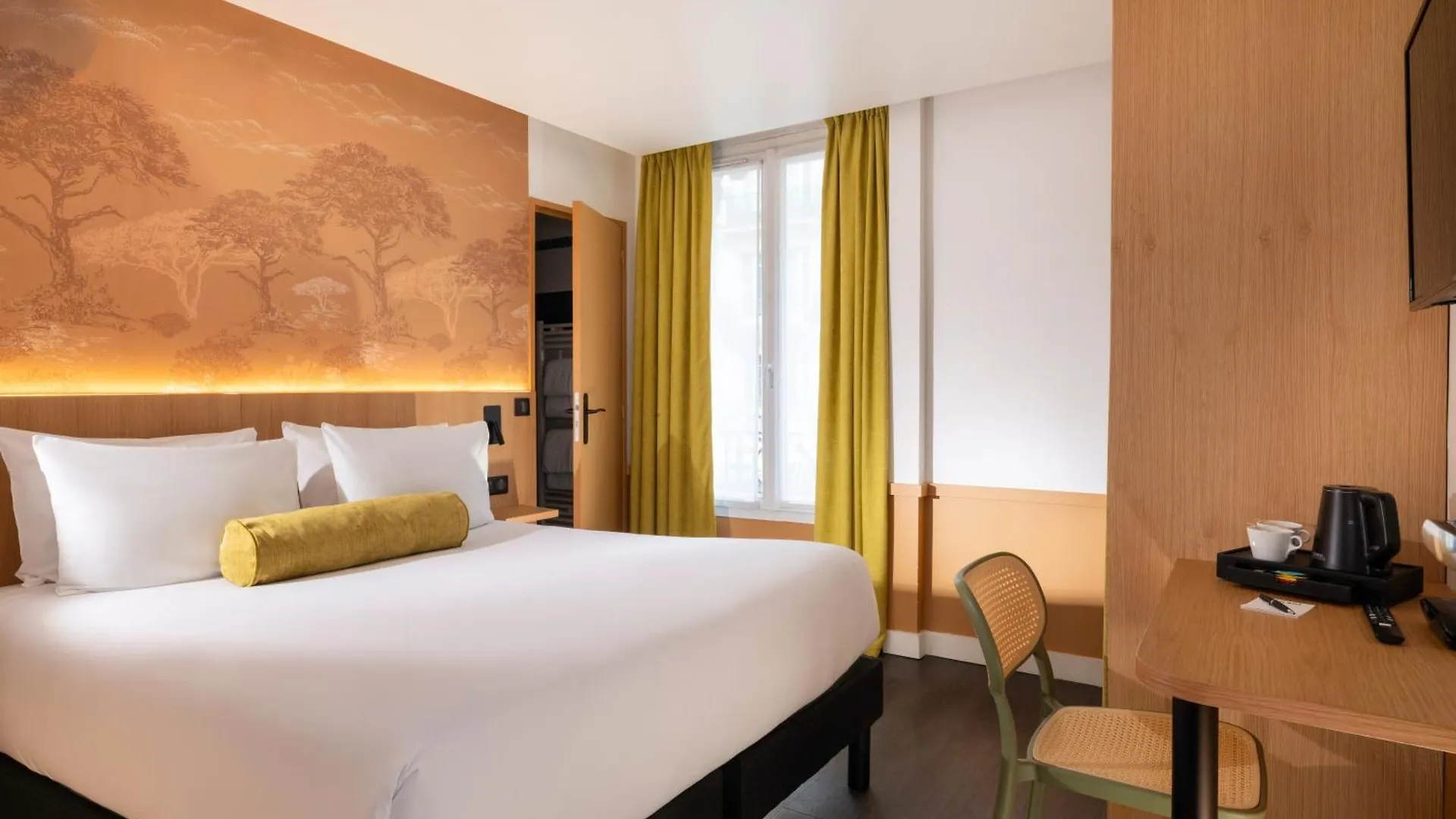 Wyld Saint Germain Hotel